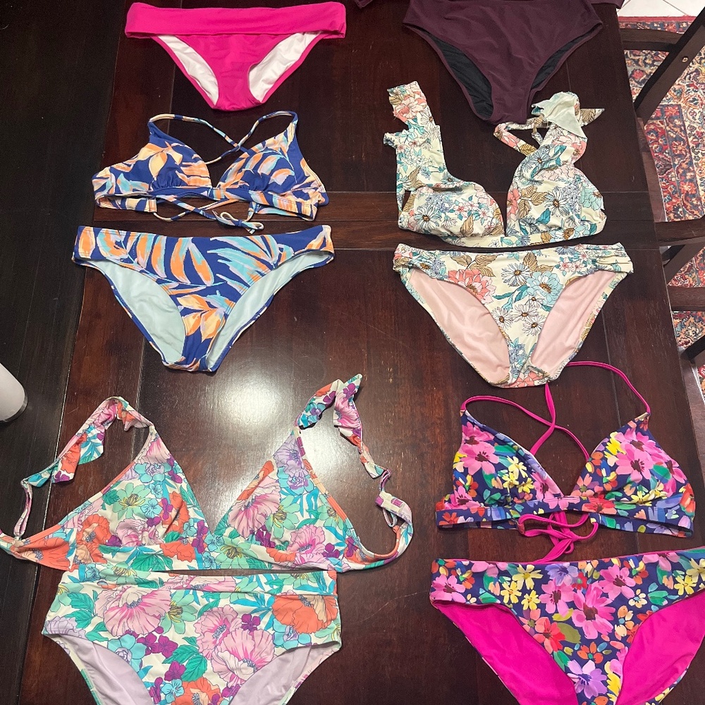 6 swimsuits size large/XL